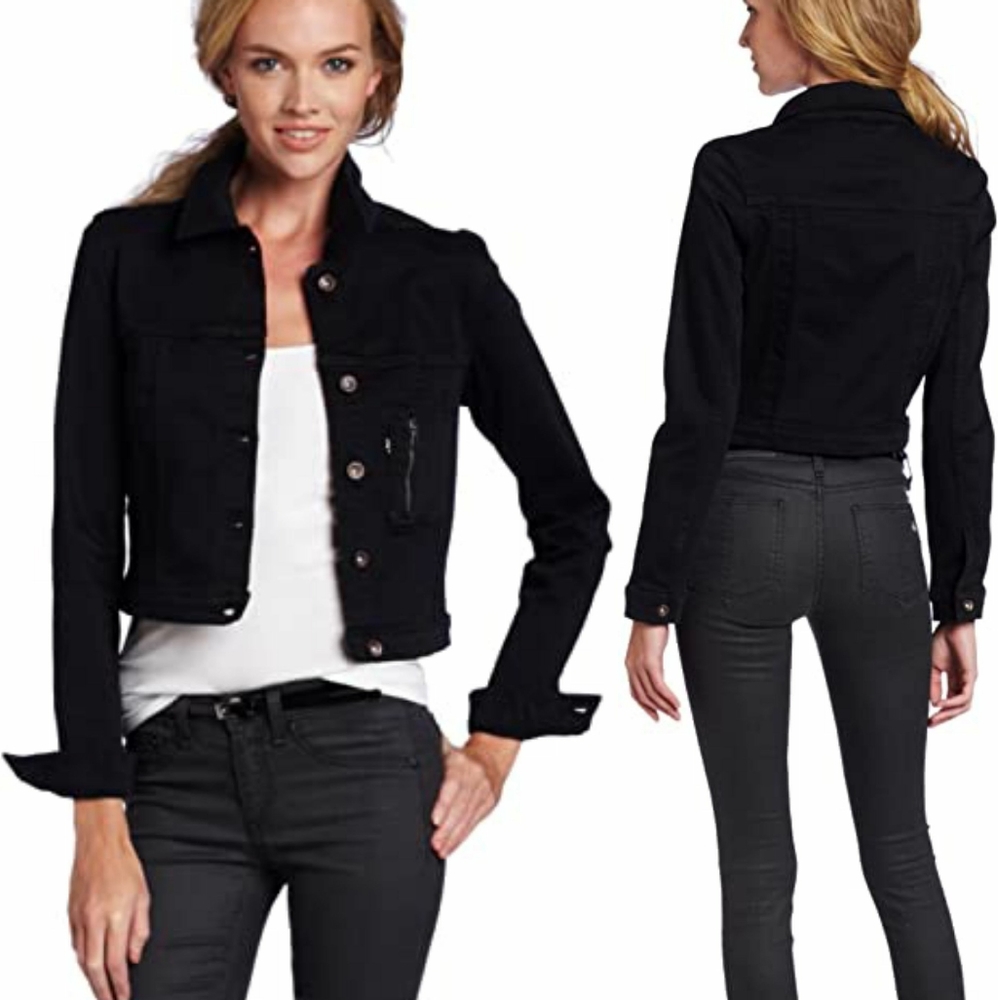 NWOT Levi’s Women’s Sateen Trucker Jacket